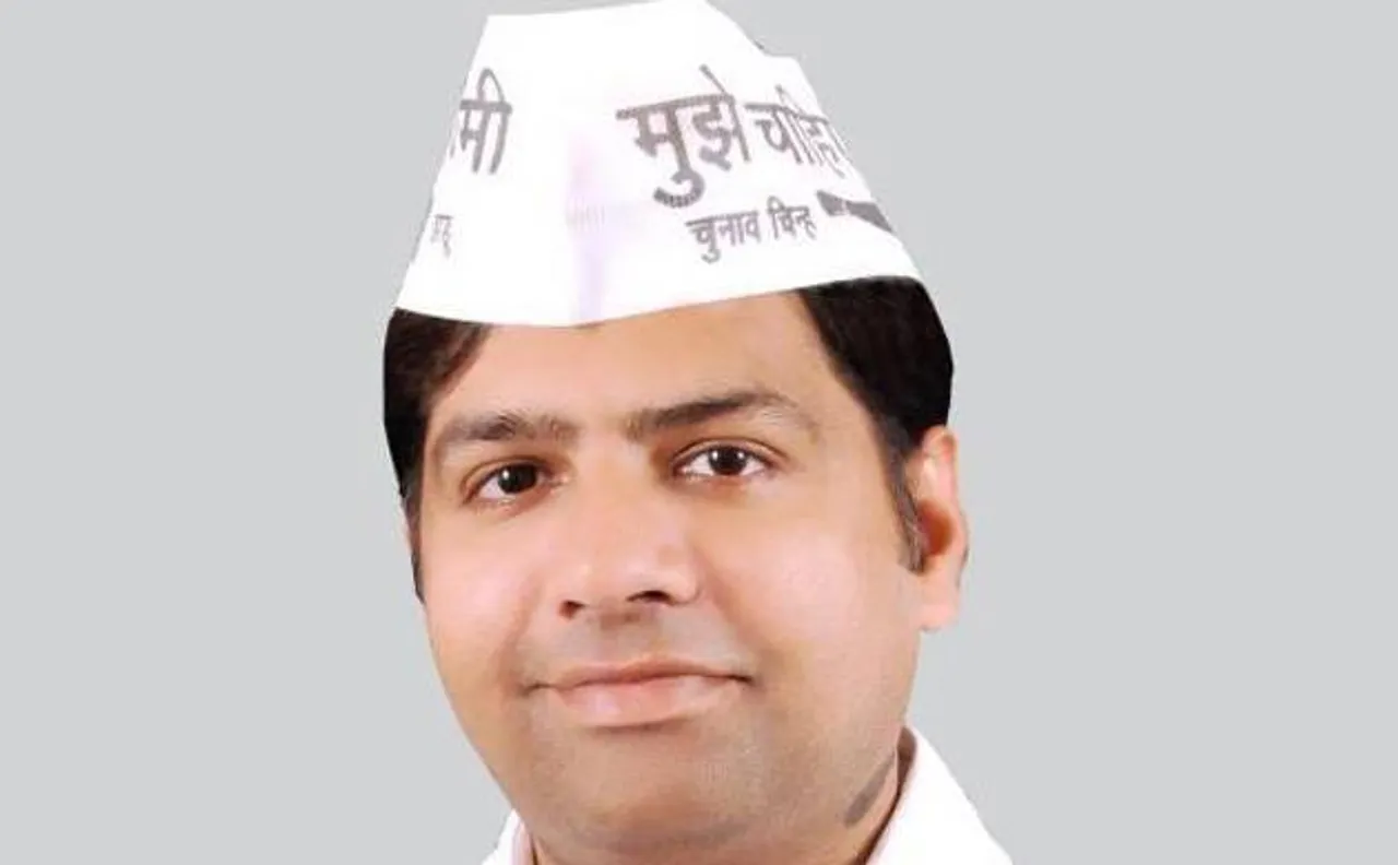 AAP MLA Dinesh Mohaniya booked for misbehaviour 