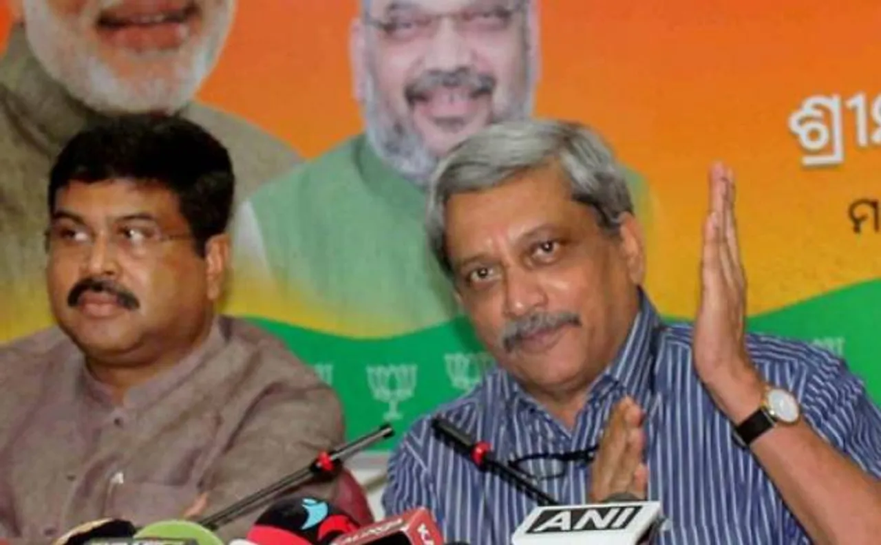 Pampore attack: Act of frustration by Pakistan terms Manohar Parrikar