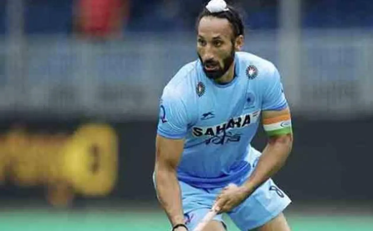 Maliwal meets Sushma, demands FIR against hockey captain