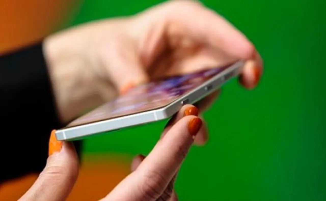 Beware! Excessive use of electronic gadgets could lead to early ageing