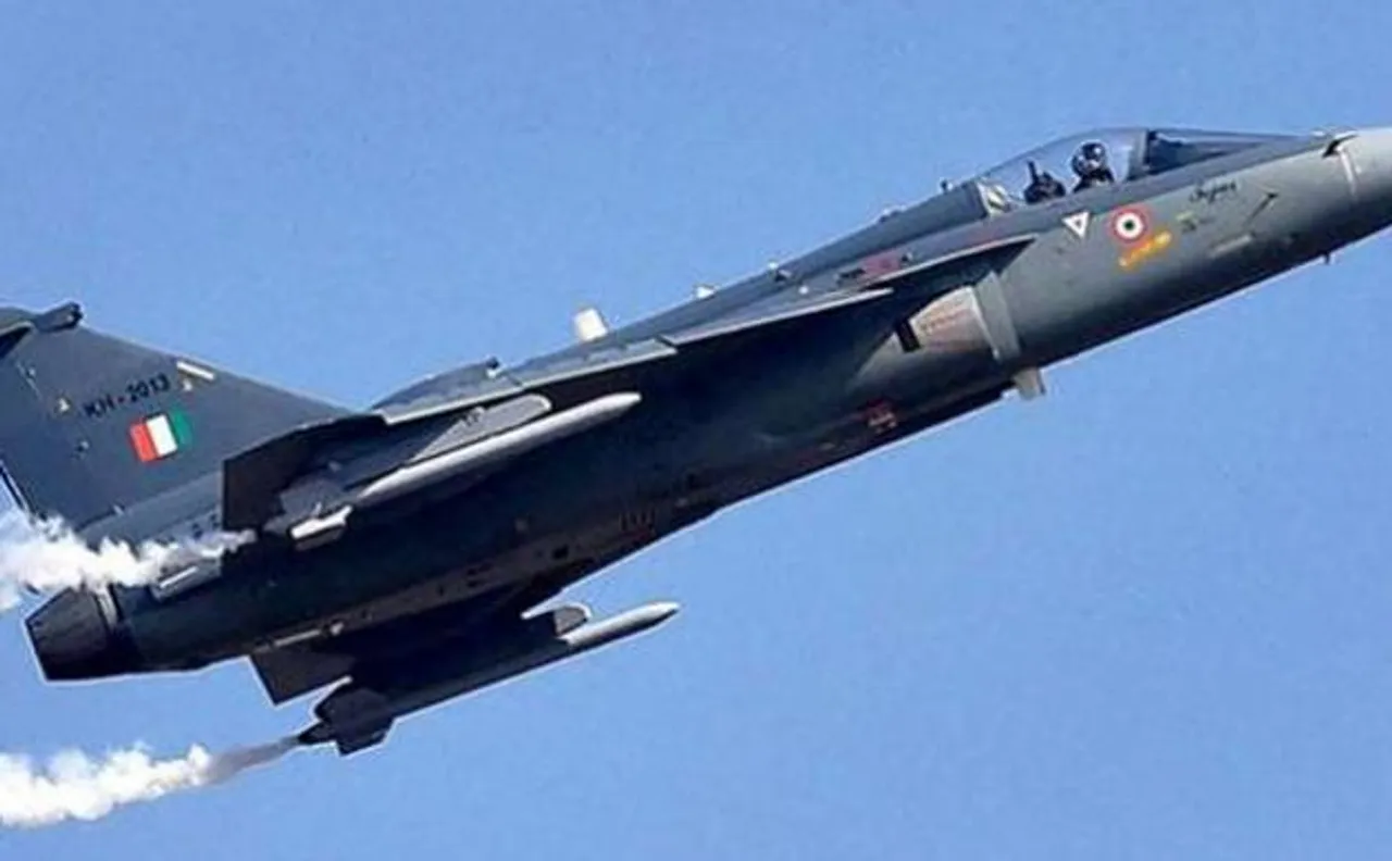 IAF plans to put LCA Tejas in combat role by 2017