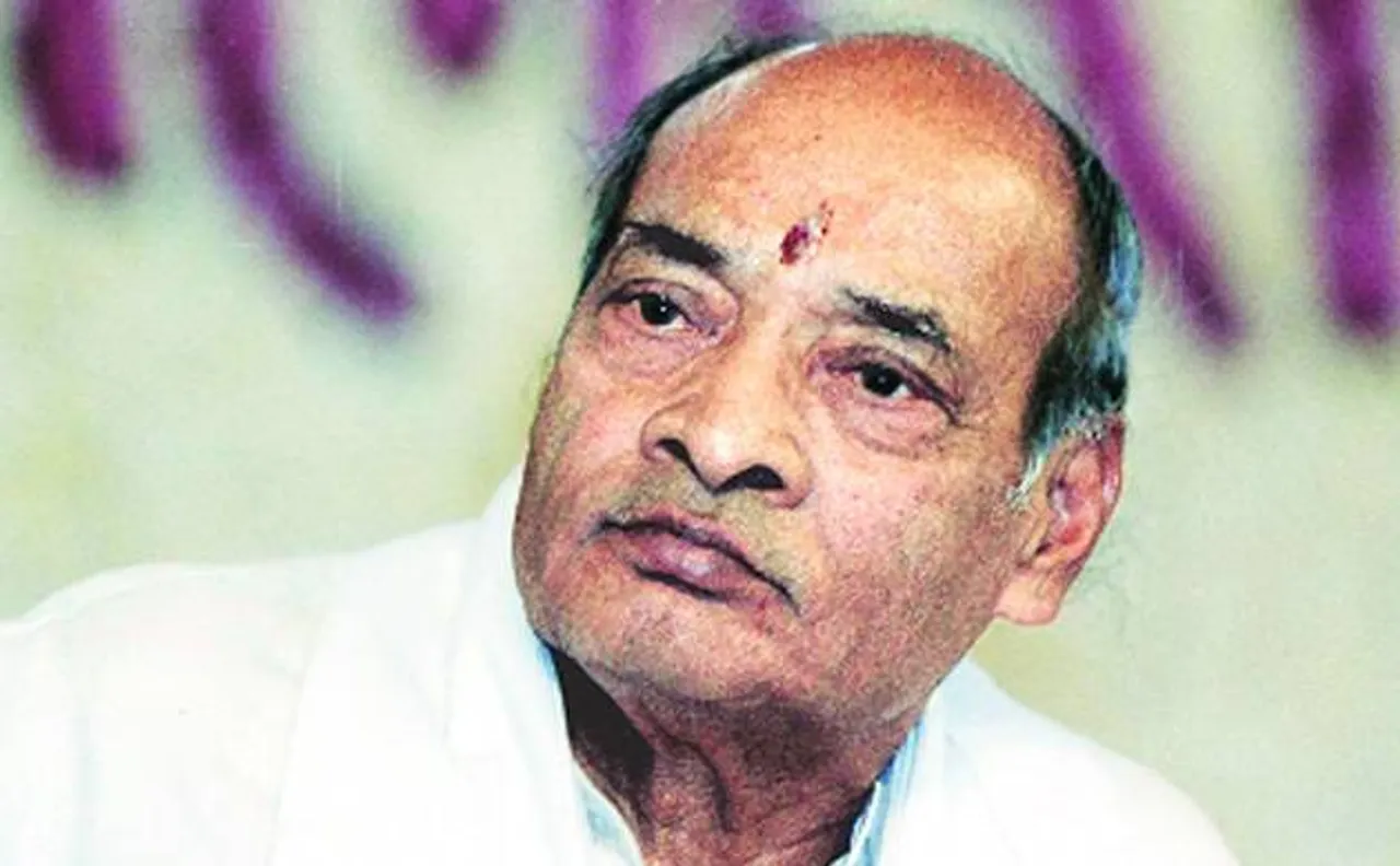 Congress was 'unkind' to Narasimha Rao, says Vinay Sitapati's book Half-Lion