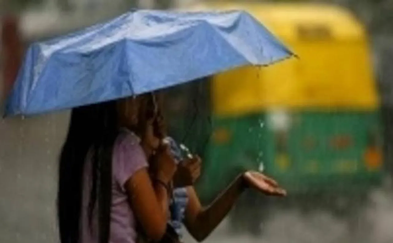 Delhiites wake up to overcast conditions