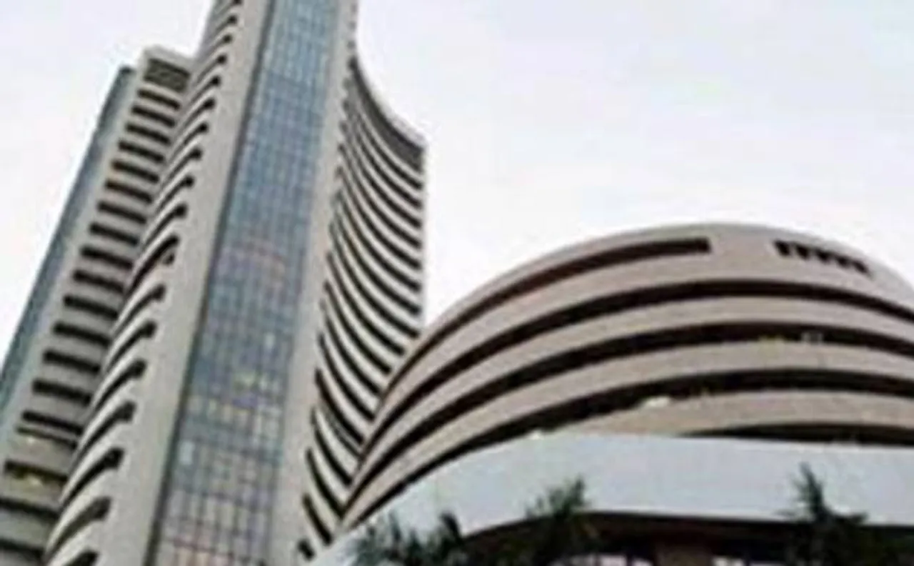 Market sheds off Brexit blow, surges 122 points; Lupin, Cipla, Coal India major gainers