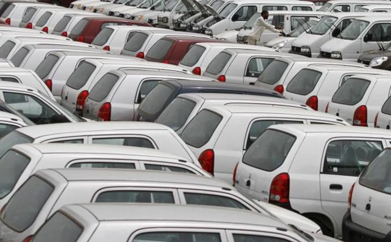 Auto majors clock higher sales in June; Maruti, Honda down