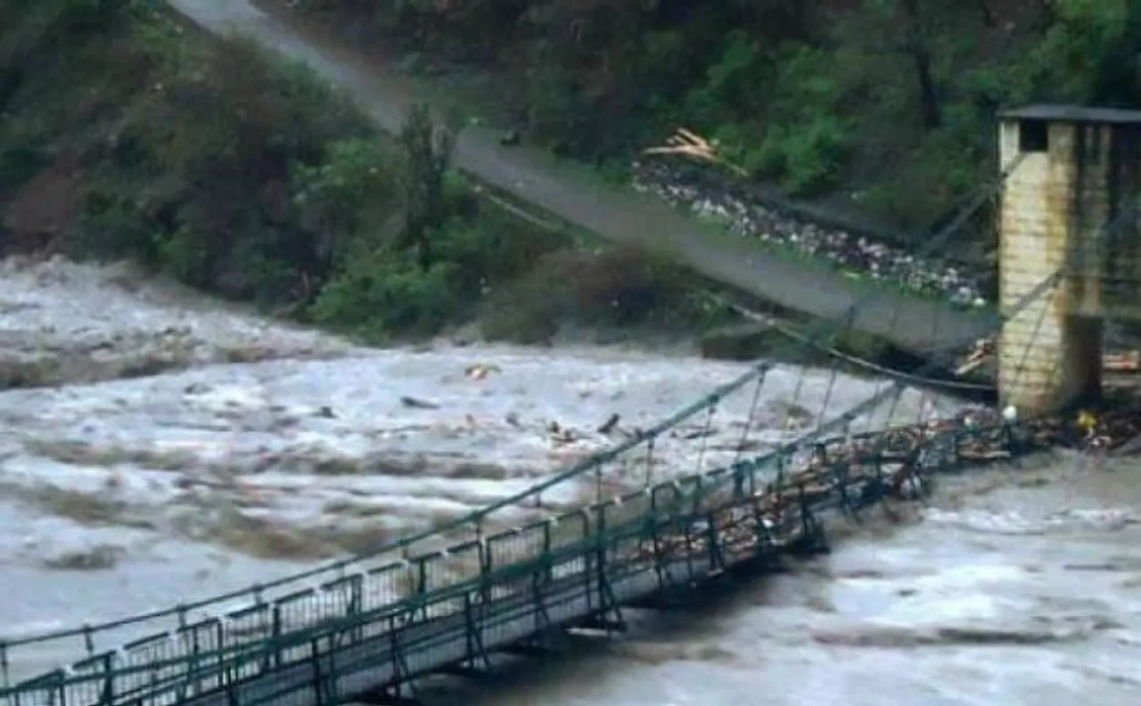 Cloudburst in Uttarakhand: Toll rises to 14, many rivers in spate