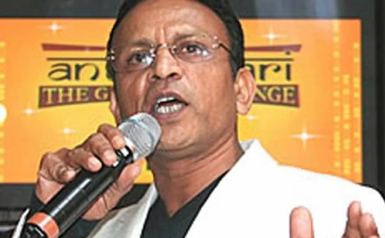 Annu Kapoor, Jay Bhanushali to host 'Sa Re Ga Ma Pa'