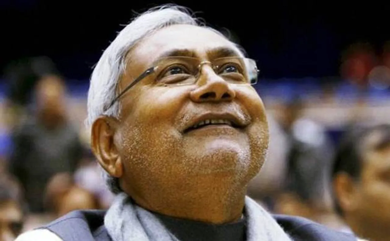 Nitish Kumar extends Eid greetings to people of Bihar
