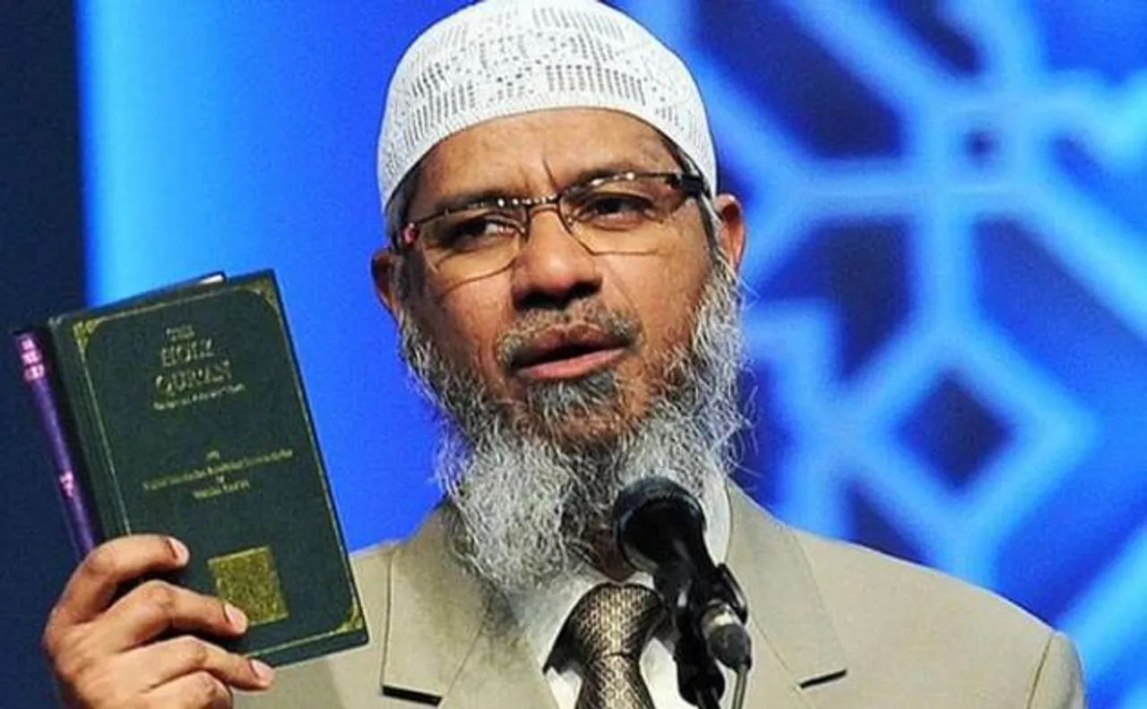 Facing probe Zakir Naik postpones return to India, flies to Africa