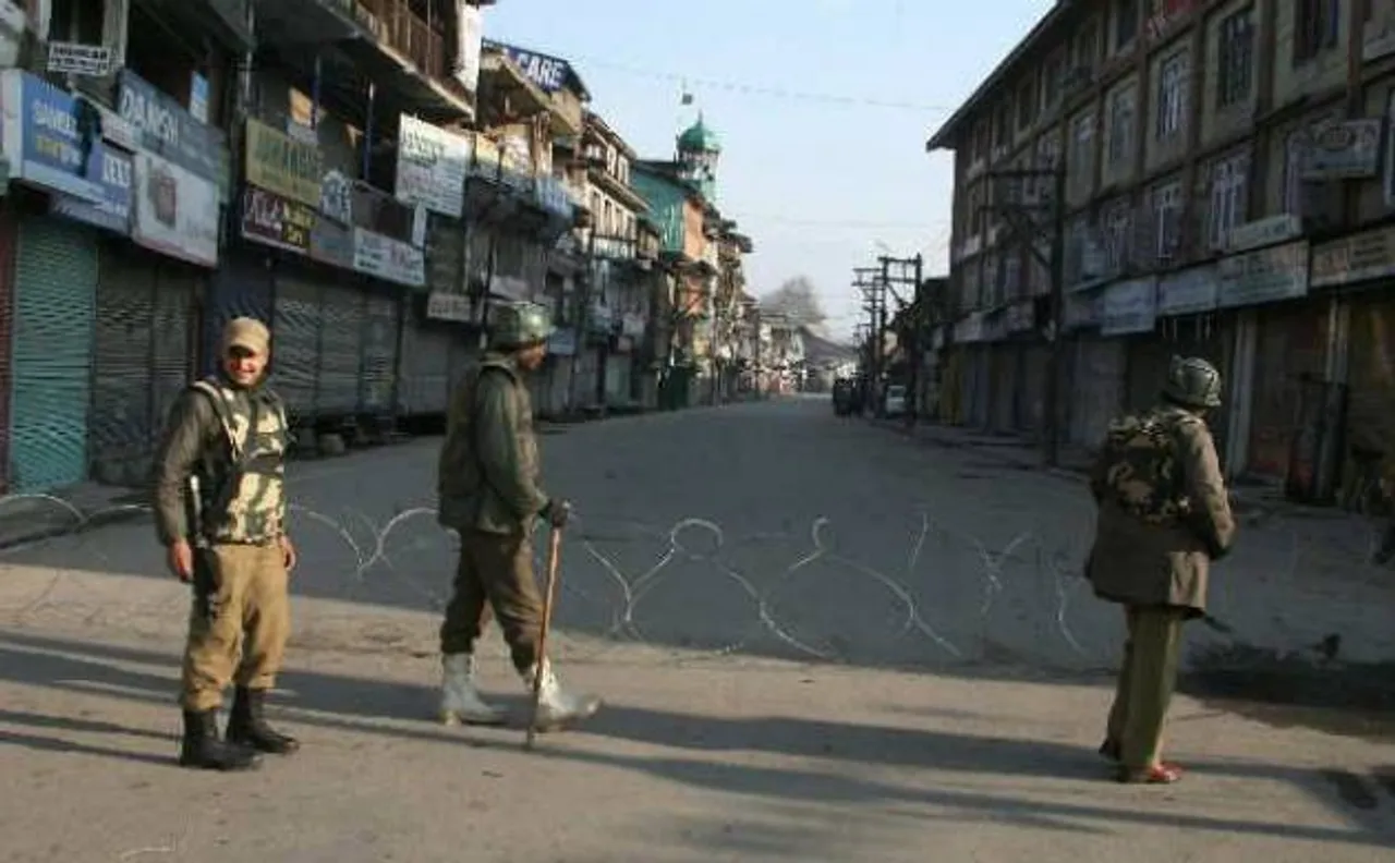 Kashmir unrest: 3100 injured, 1500 of them security personnel
