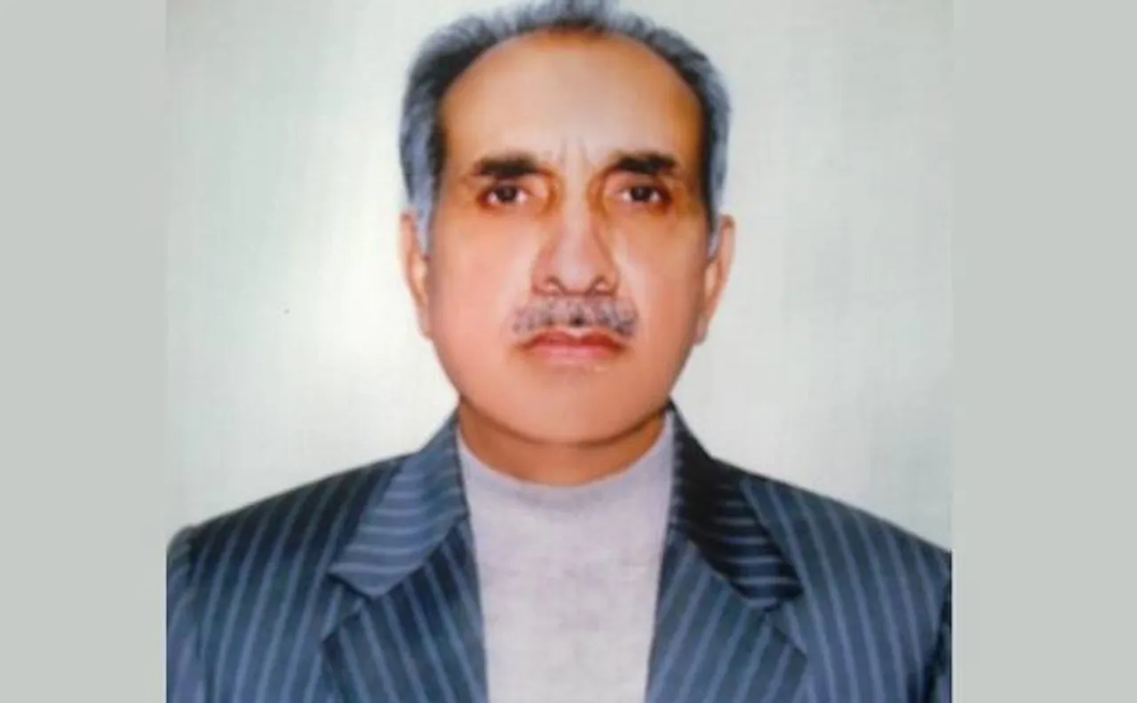 PDP MLA Mohammad Khalil Band injured as mob attacks vehicle in Pulwama