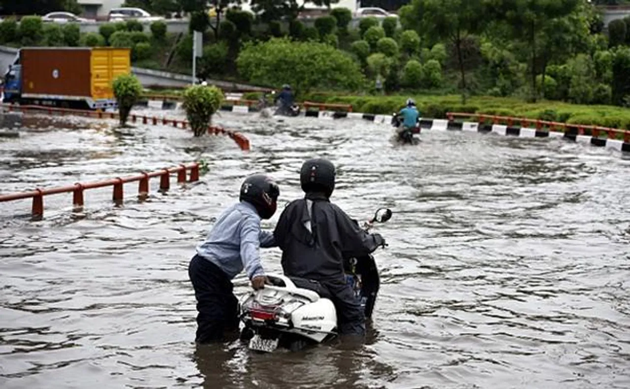 Rains batter north, flood-like situation in Rajasthan