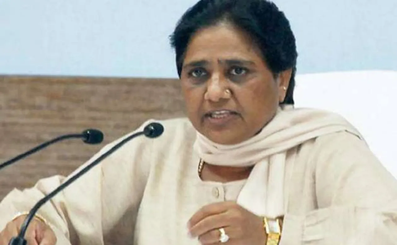 BSP supremo accuses SP govt of going soft on officials