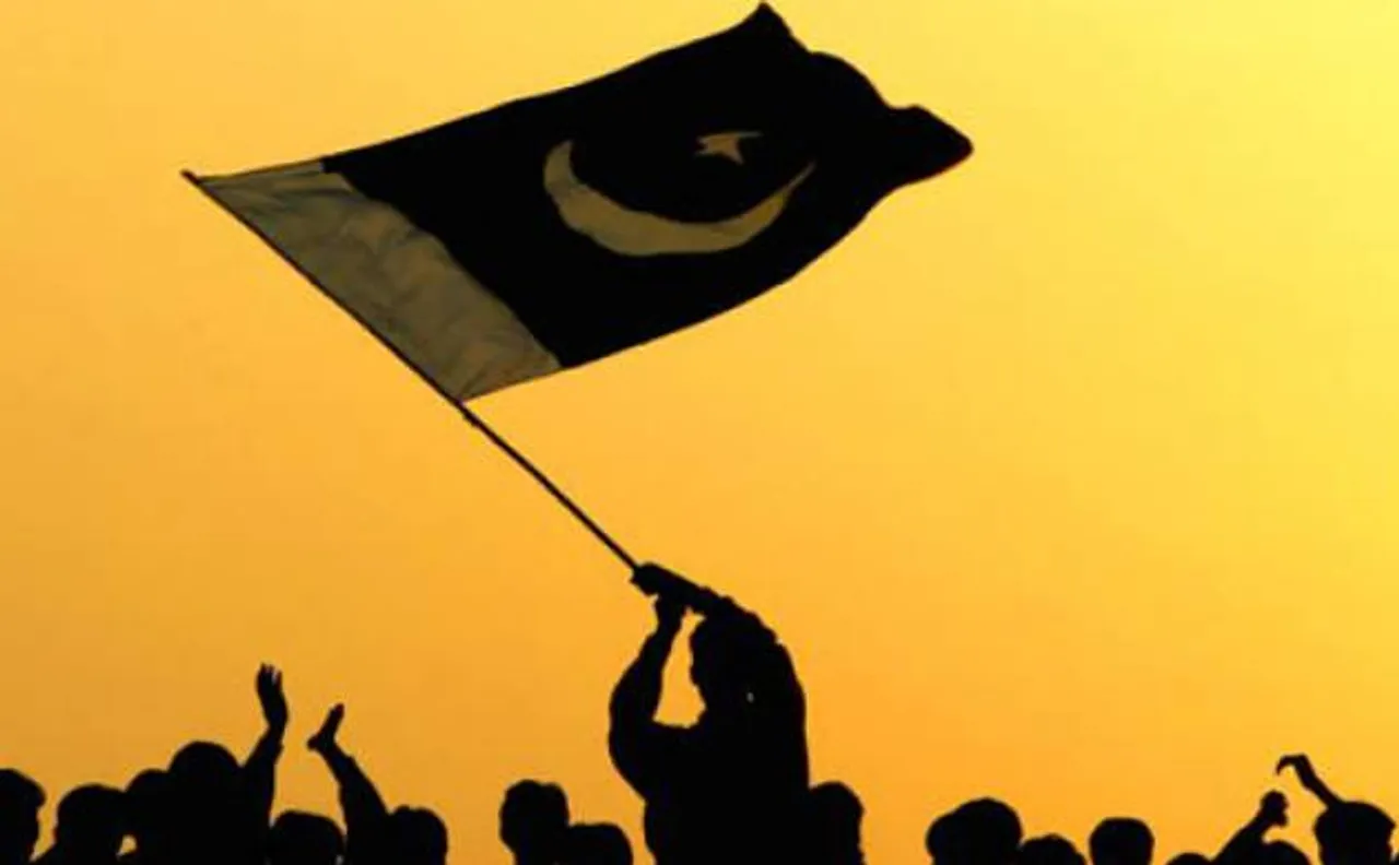 Pakistani flag hoisted at Nalanda in Bihar creates furore