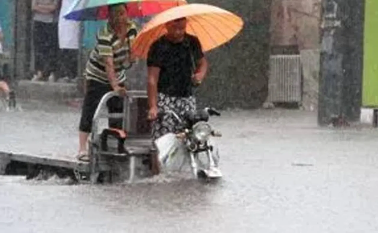 Heavy rains in China kills 72, 1.23 lakh people evacuated