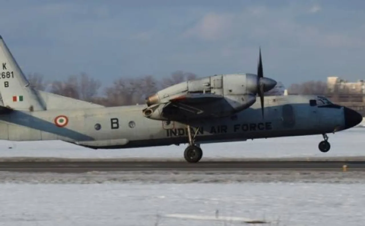 Worries mount as no trace of missing IAF AN-32 plane; Manohar Parrikar conducts aerial survey