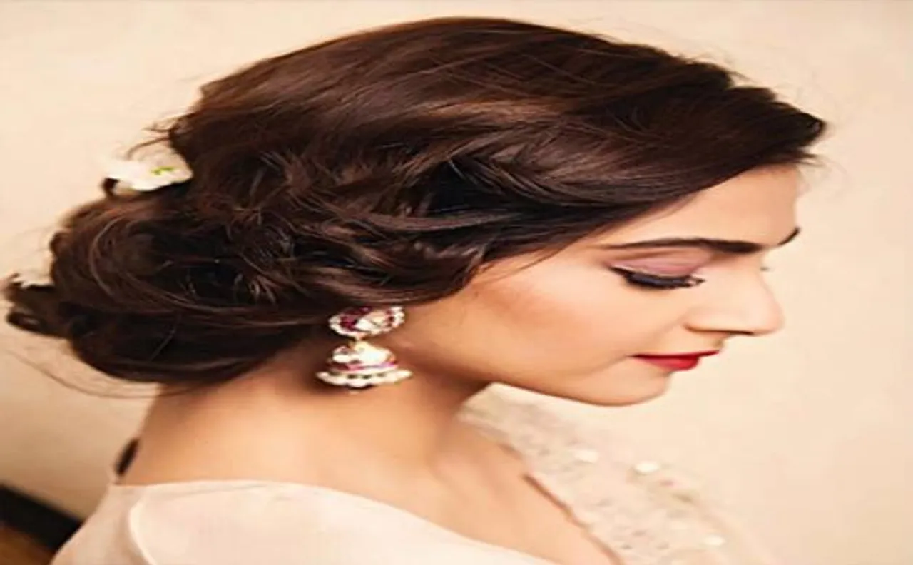 Sonam Kapoor attends Anamika Khanna's India Couture Week show