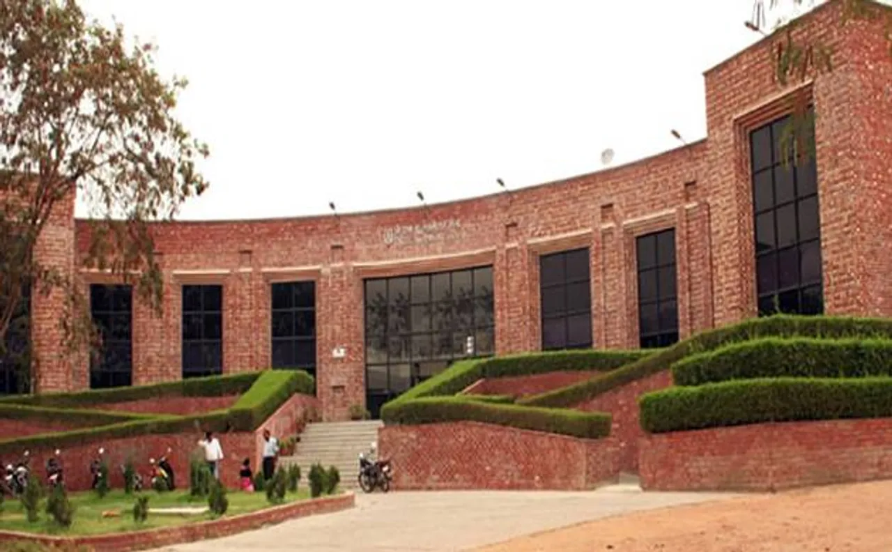 Soon a JNU student leader to pen book on sedition row