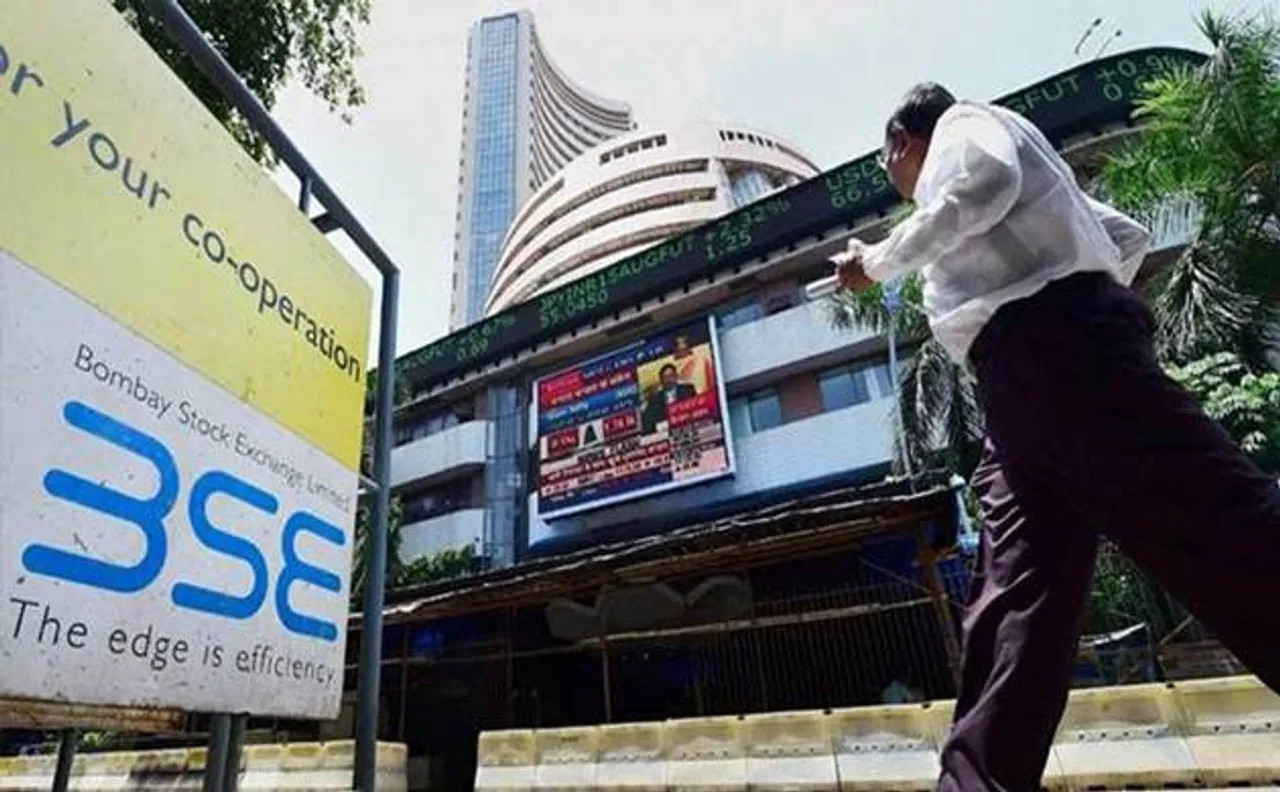 Market gathers momentum, Sensex up 120 pts amid F&O expiry