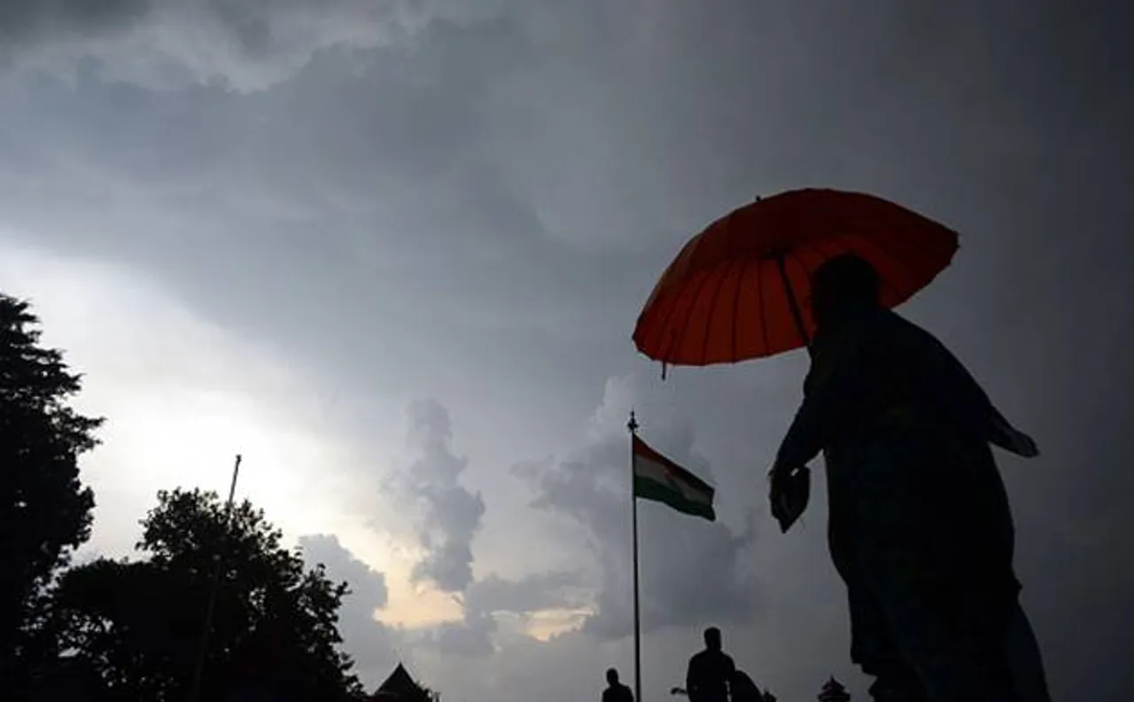 Heavy rains lash several parts of Himachal Pradesh