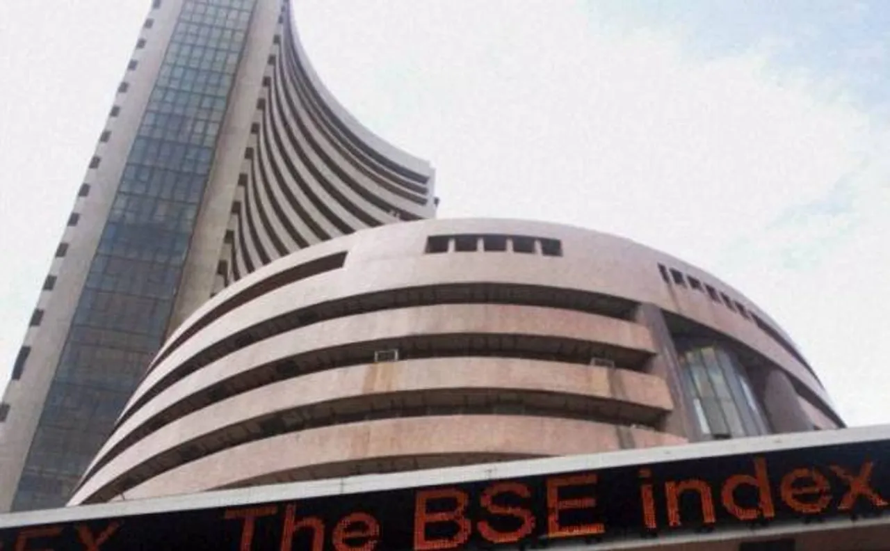 Markets end in green on hopes of passing of GST bill