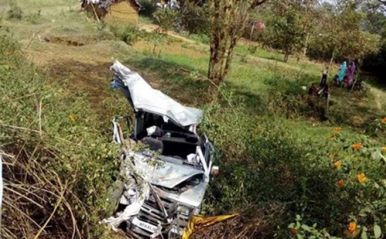21 children injured as school vehicle overturns in Madhya Pradesh