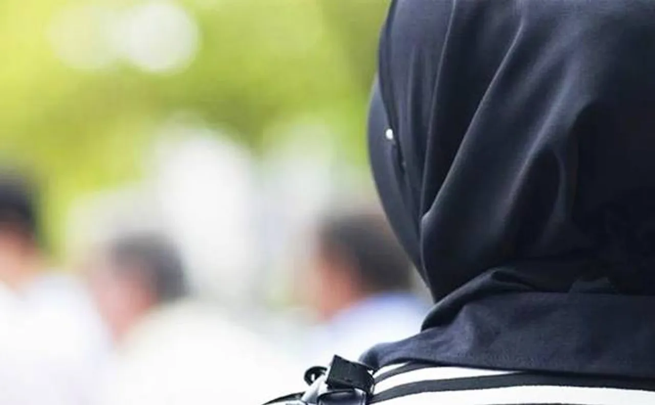 Muslim woman fired from work for wearing hijab in US