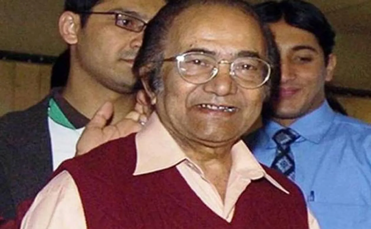 Pakistan's legendary batsman Hanif Muhammad passes away after battling cancer