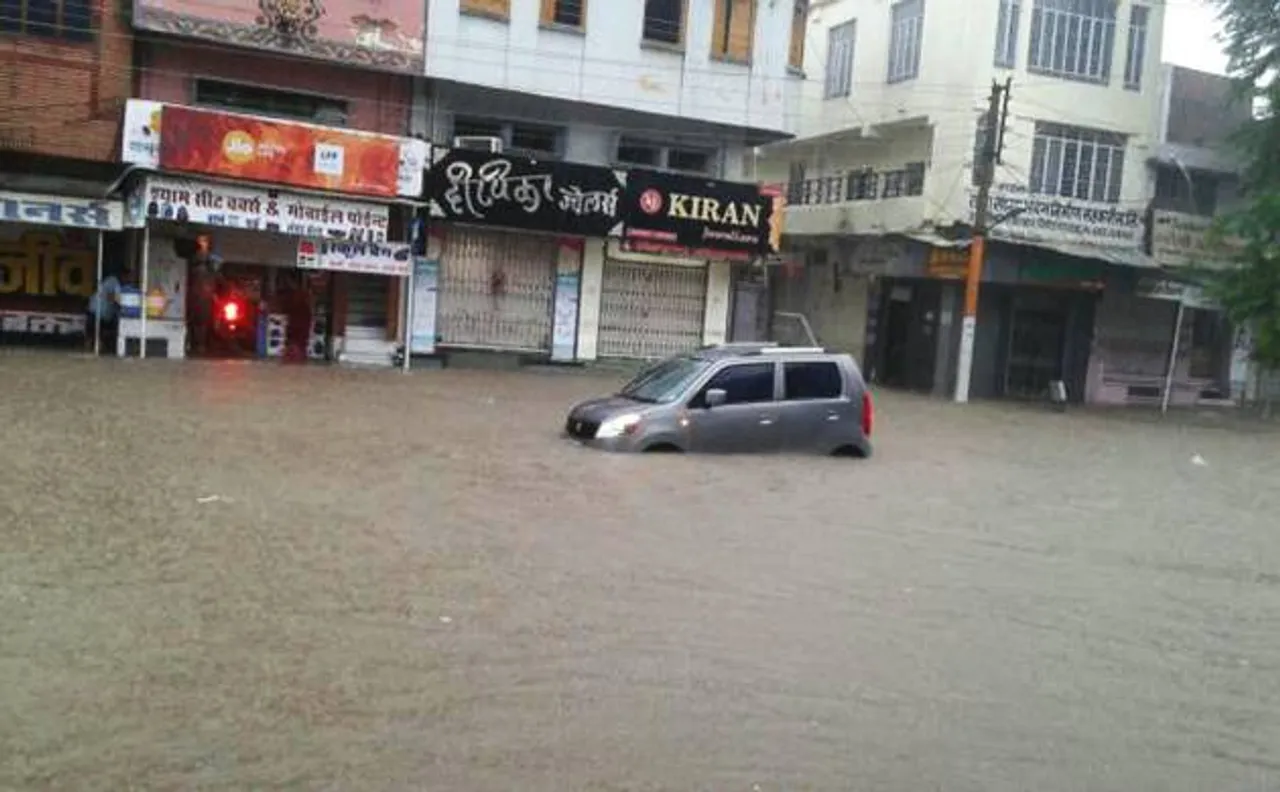 Army engineers column undertakes recue work in Jodhpurâ€™s flood affected areas