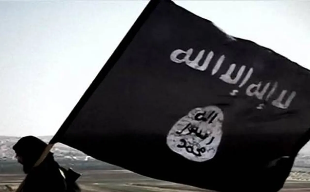 London schoolgirl feared dead in ISIS territory by Russian air strike