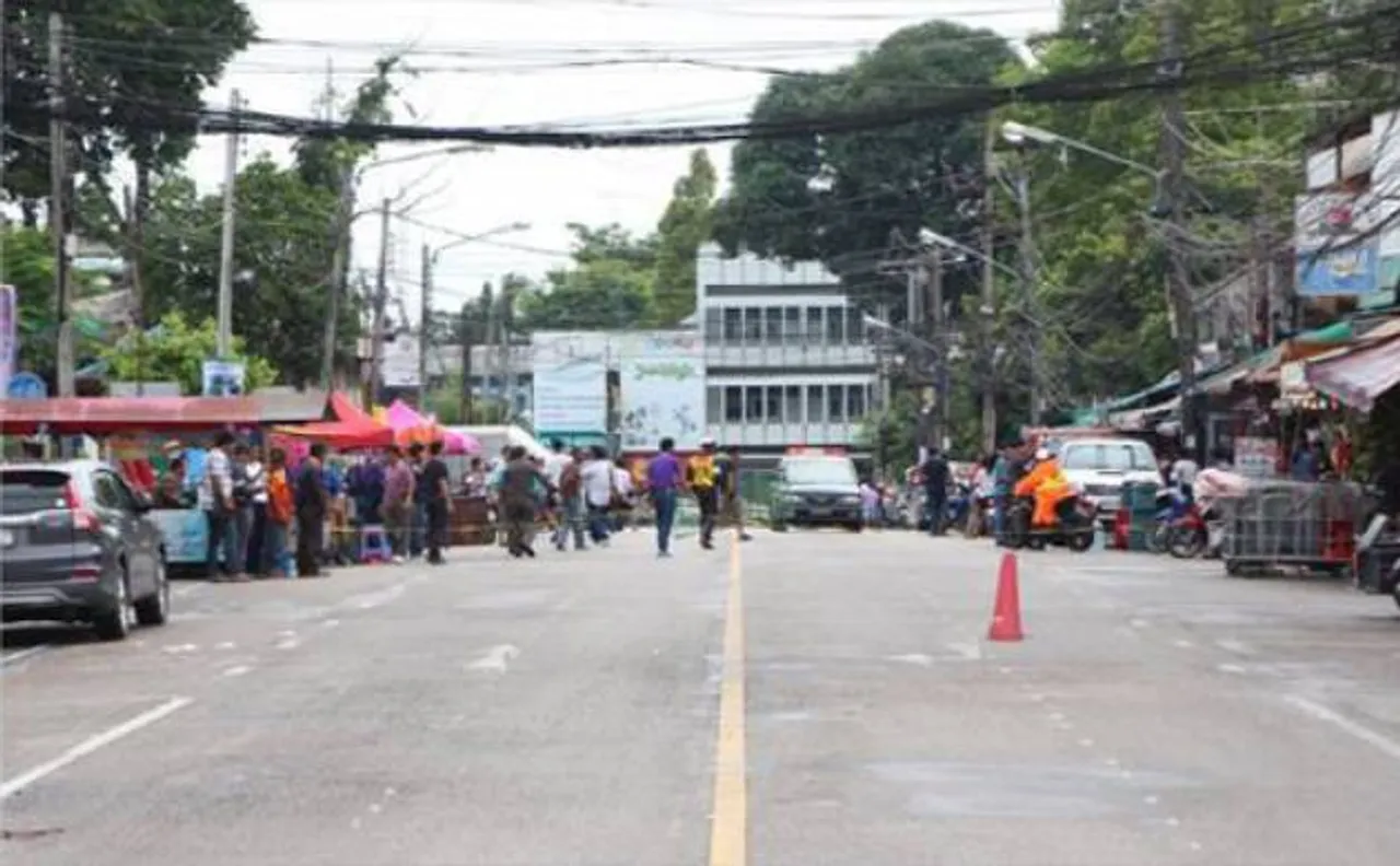 Bombing in Thai seaside resort town kills 1, injures 20