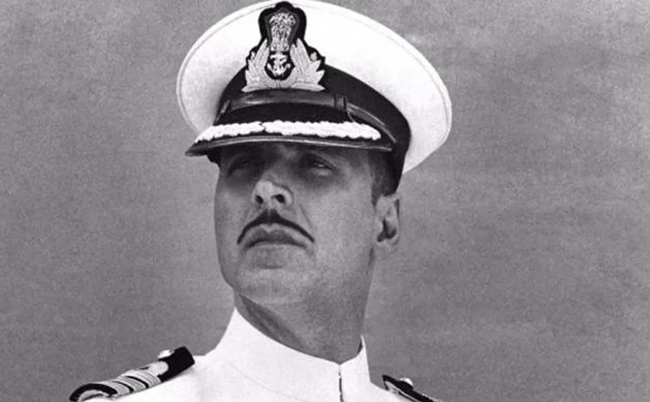 Akshay's Rustom vs Hrithik's Mohenjo Daro: Who is winning Box Office race? Click here to know