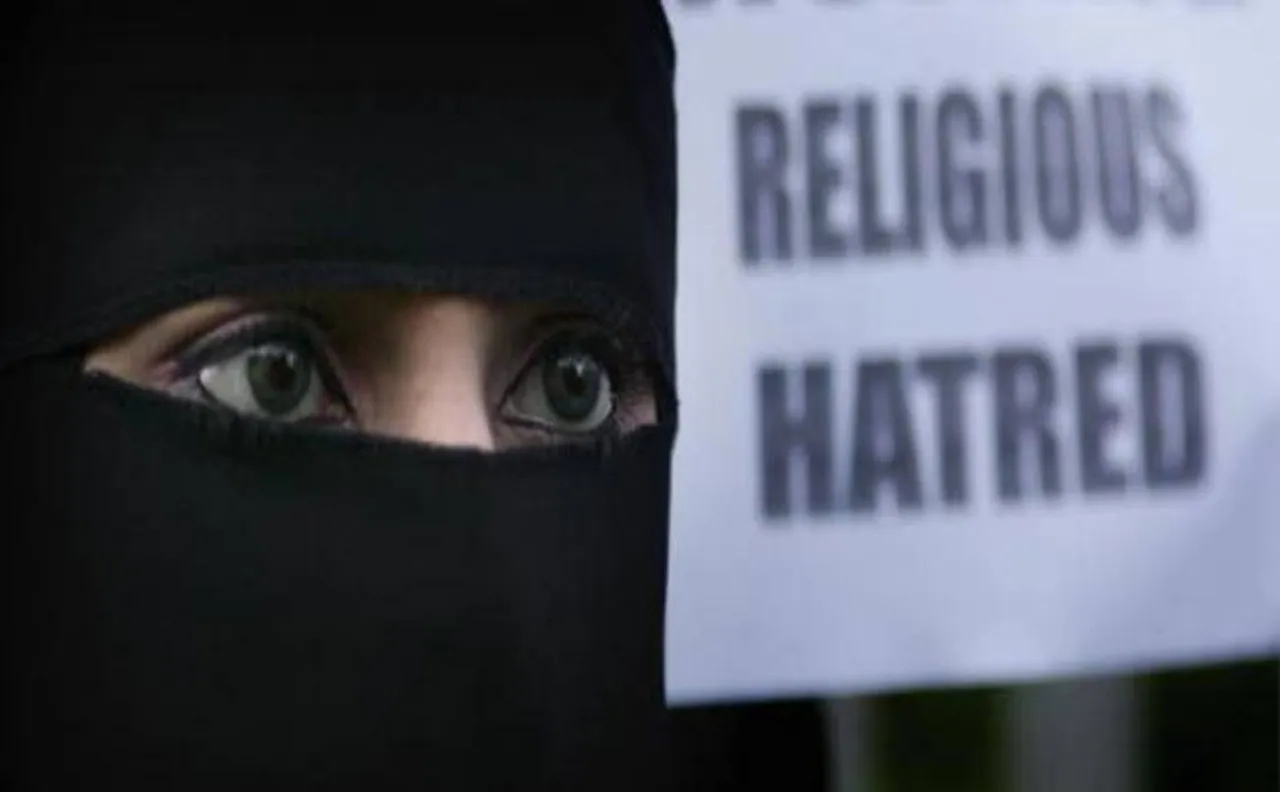 Hijab clad Muslim women assaulted, called â€˜ISISâ€™ in US