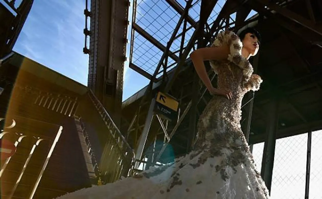 Fashion show at Effile tower to bring world's finest designers together