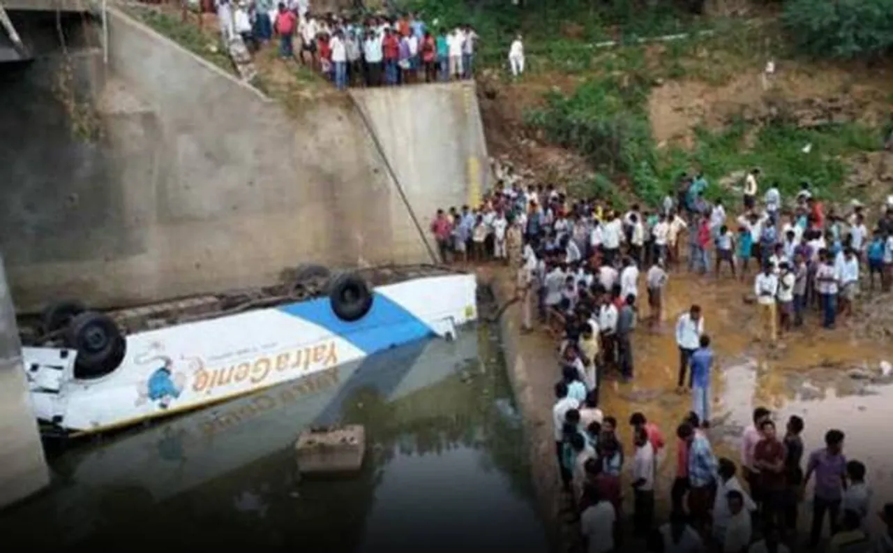 Ten dead, 19 injured after bus falls in canal, another three die in car mishap