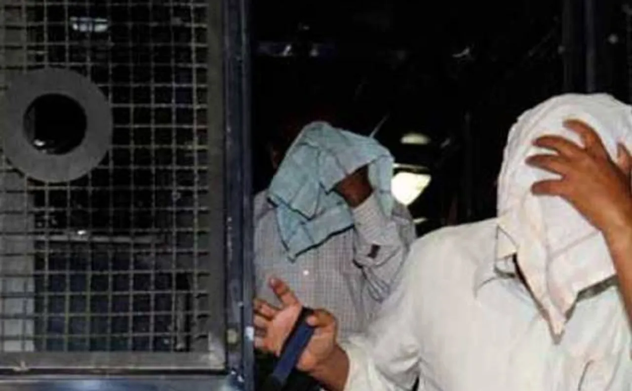 Court irked as 2 Mumbai blasts accused stay outside courtroom during hearing