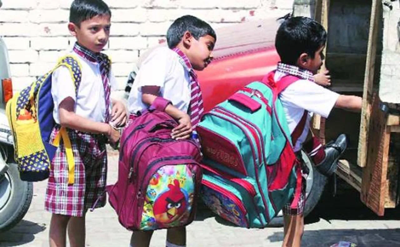 Fed up with heavy school bags, students hold press meet in Maharashtra
