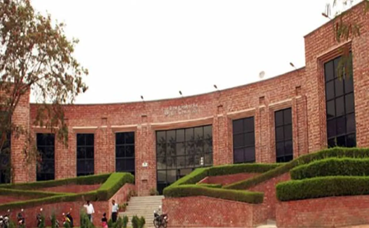 JNU student union parties continue to politicise rape incident ahead of student polls 