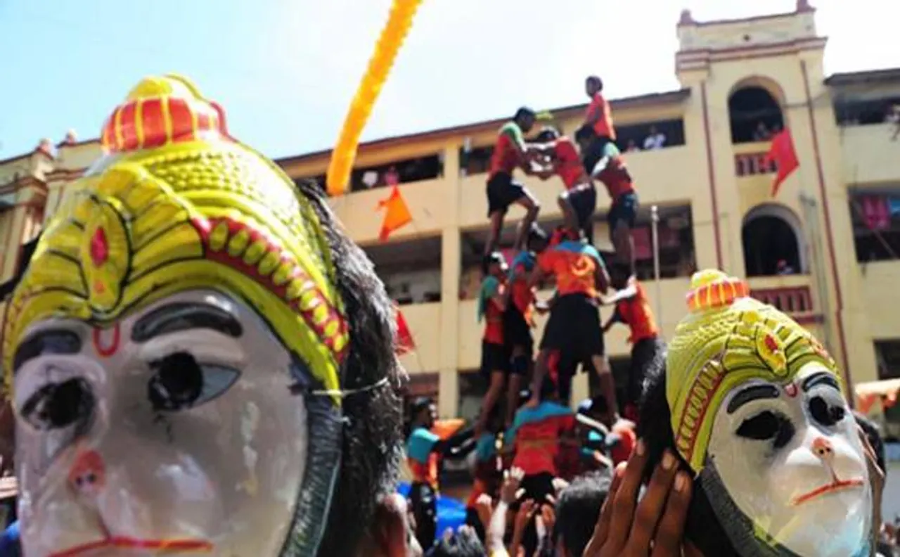 Adhere to SC guidelines on 'dahi-handi' or face action: Mumbai Police to organisers 