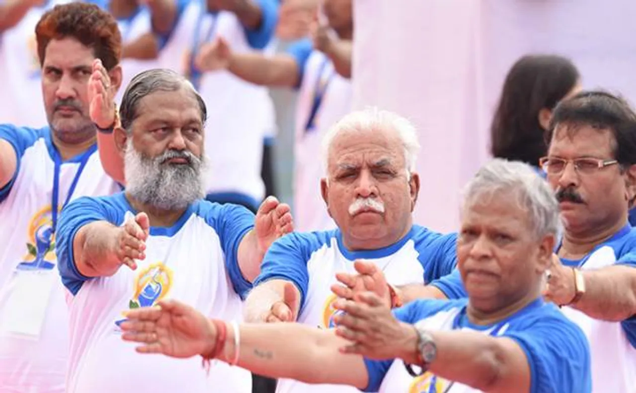 Watch: Haryana CM Khattar forgets Olympian PV Sindhuâ€™s name, calls her from Karnataka 