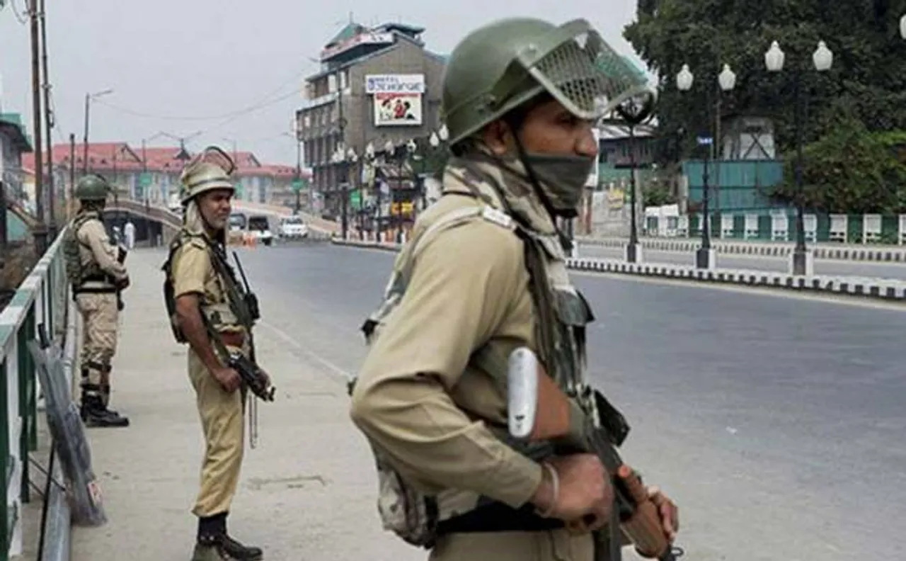 Expert panel recommends chilli-filled 'PAVA shells' to replace pellet guns