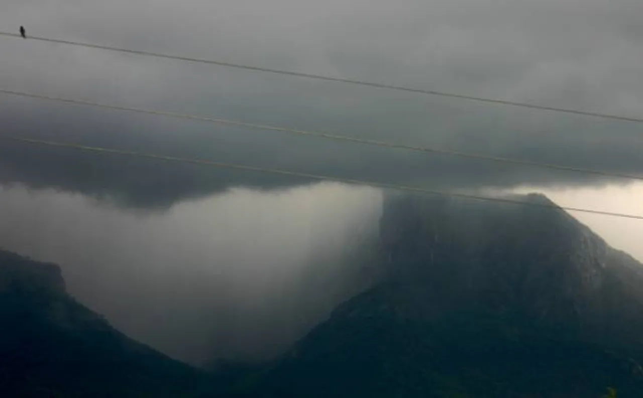 Heavy downpour: Five of family die in cloudburst near Shimla, deaf and mute boy survives