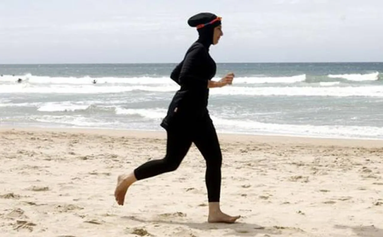 France's top administrative court suspends burkini ban