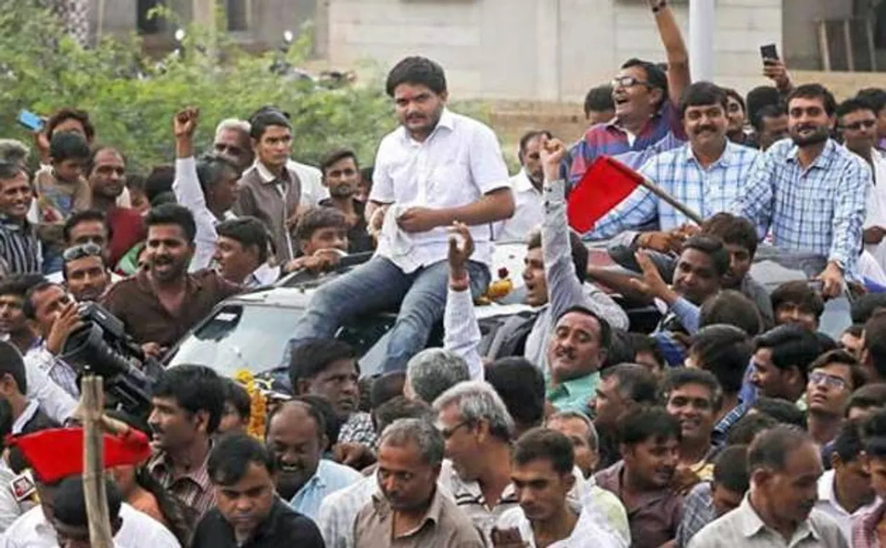 Hardik Patel demands release of Patel youths convicted in 2002 riots cases