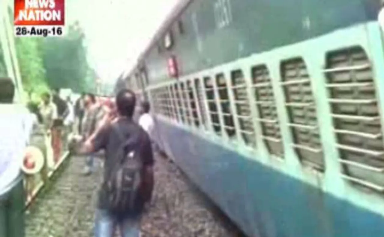 Thiruvananthapuram Mangalore express derails in Kerala no one injured