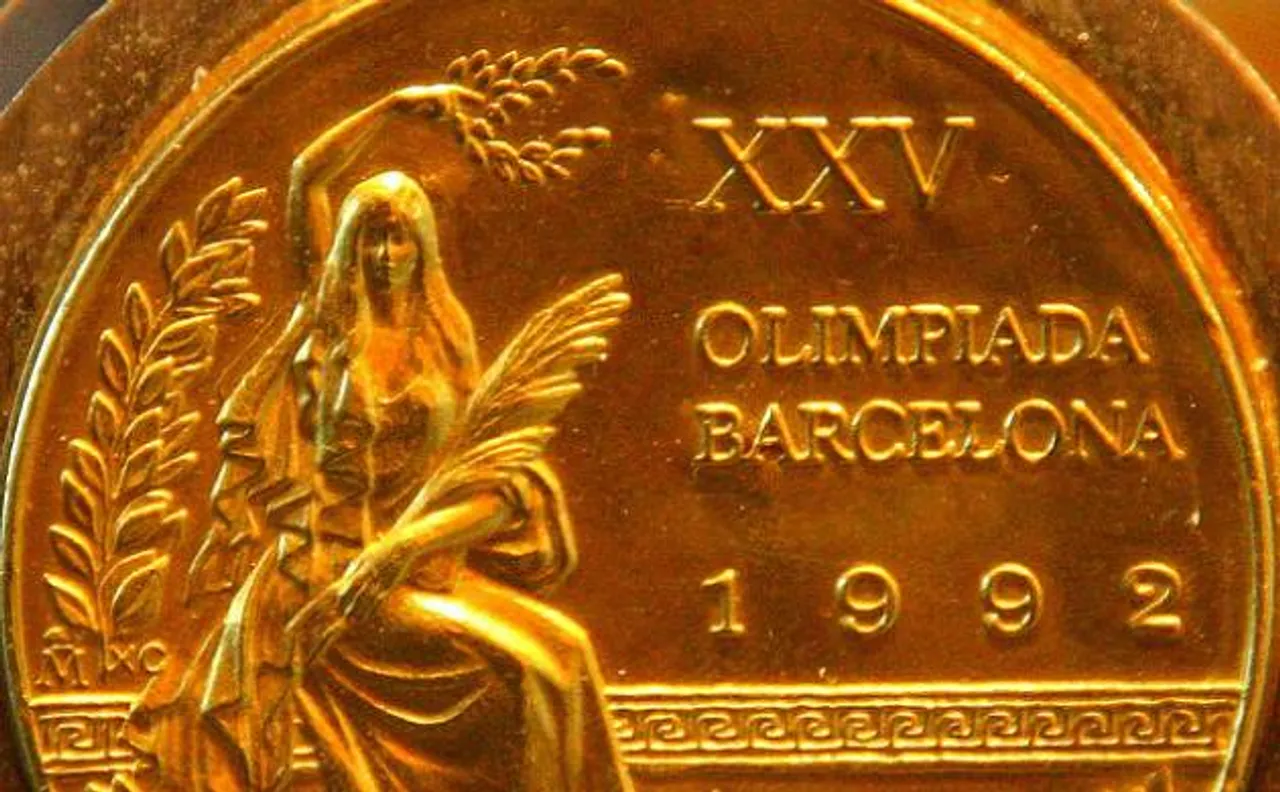 US: Atlanta girl strikes gold by finding stolen Olympic medal in trash