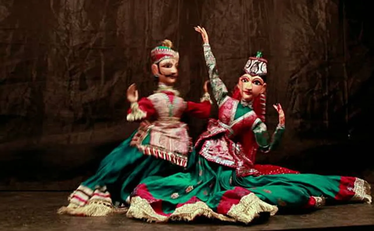 Puppeteers from West Bengal, killed in accident in Jharkhand