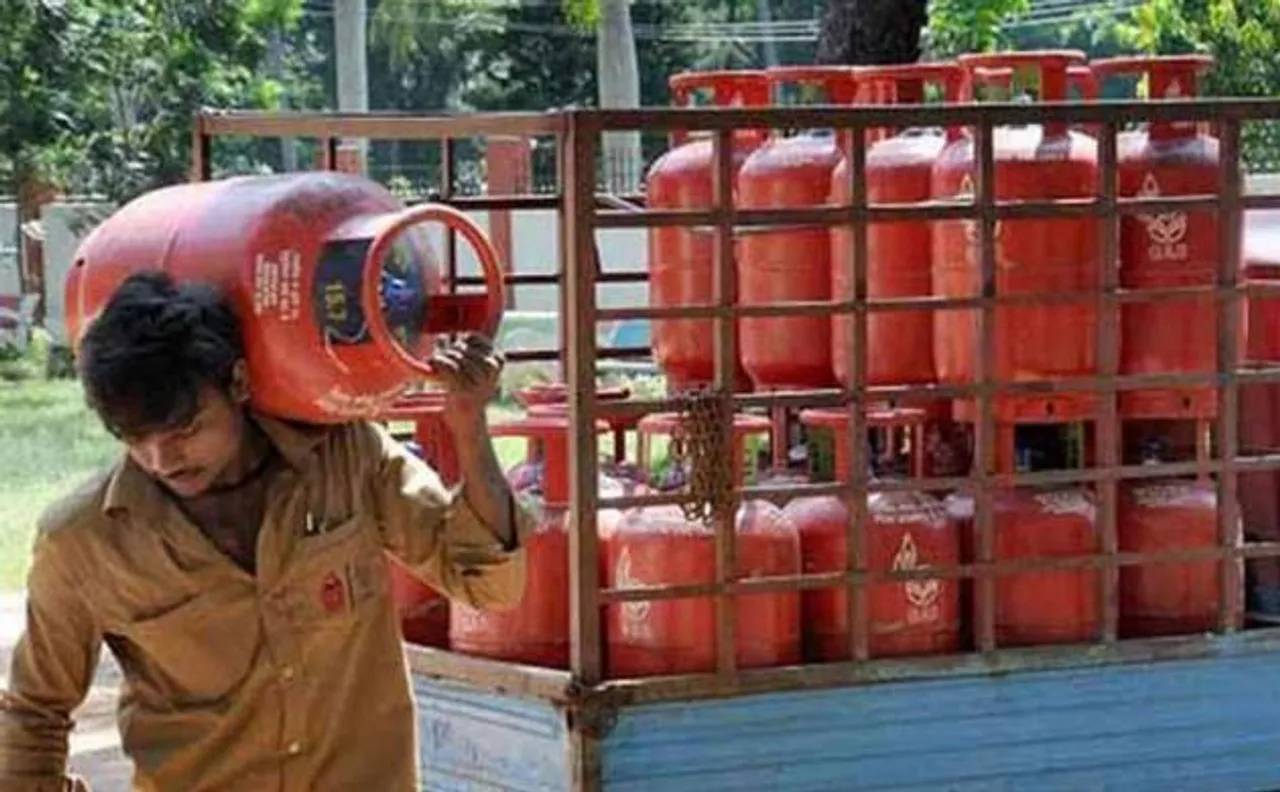 Subsidised cooking LPG price hiked by Rs 2 per cylinder