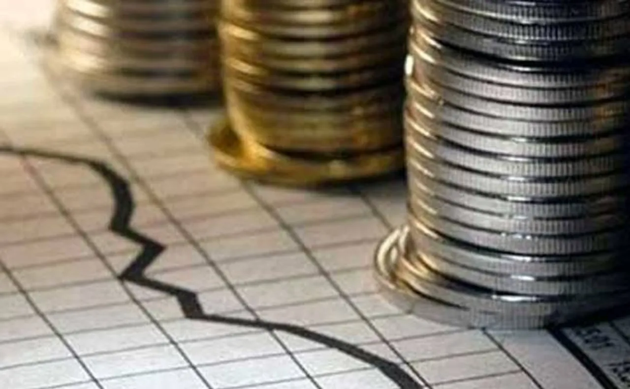 GDP growth slips to 7.1% in Q1; July infra dips to 3.2%
