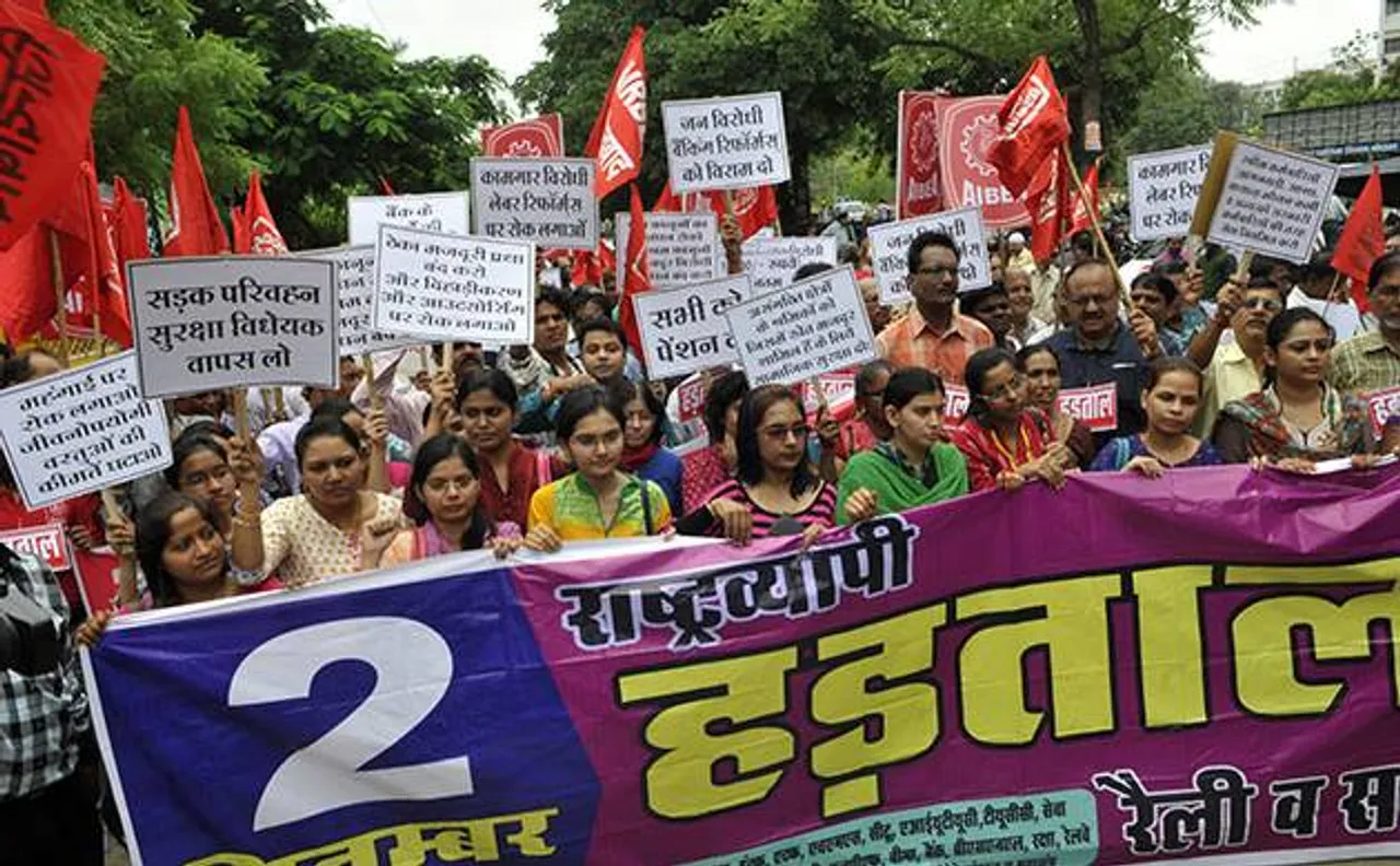 Bharat Bandh Live: Strike by 10 trade unions hits banking, transport services; Bengal, Tamil Nadu unaffected